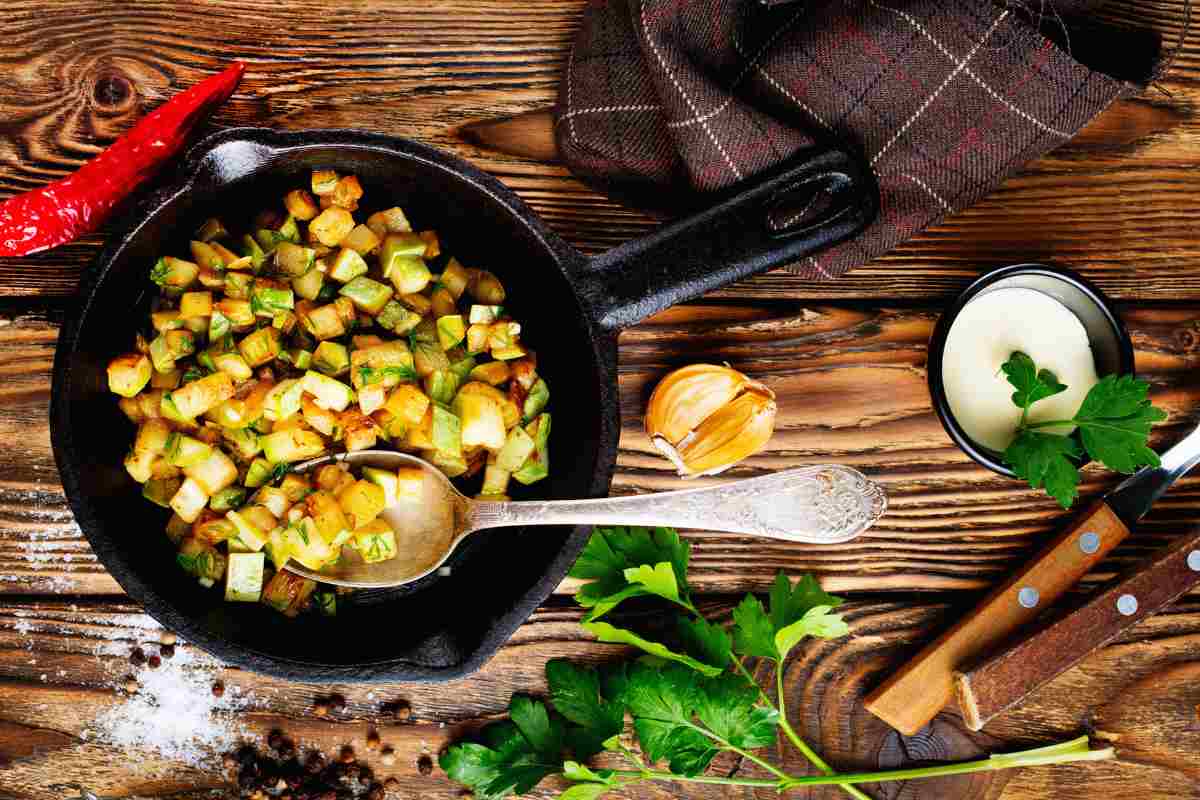 zucchine in padella